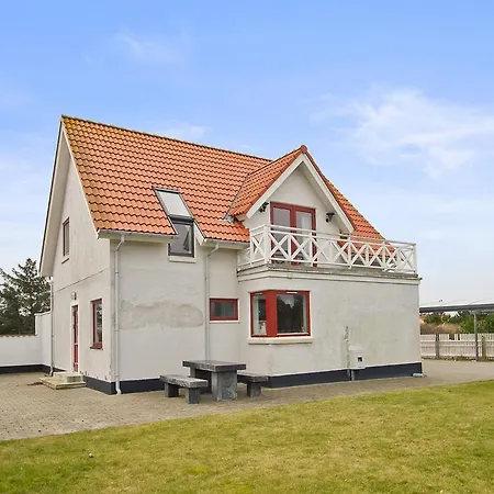 Holiday House